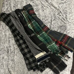 GAP Men's Scarves - Black, Gray, Green, Red Plaid